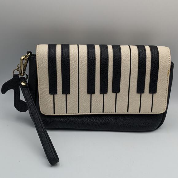 Retired Authentic CC Piano Keyboard Hand Purse Wristlet Wallet Clutch 90s Y2K - Picture 1 of 16